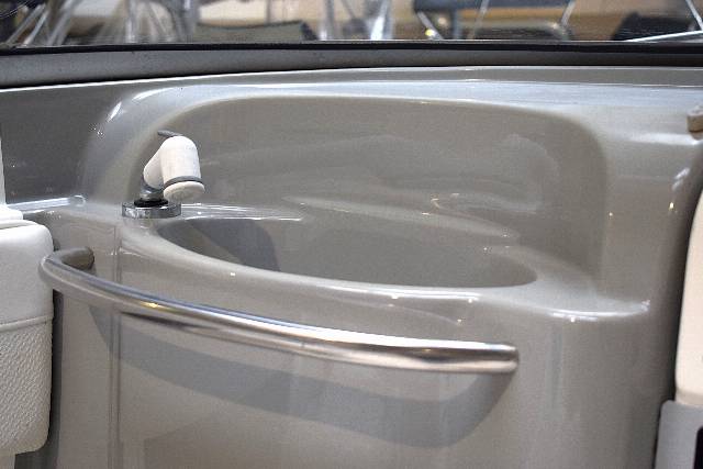 Bayliner Capri 212 - Mercruiser 4,3 MPI/Udstyr