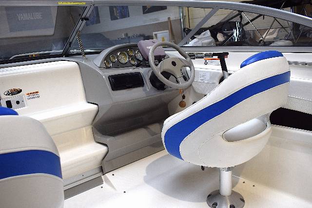Bayliner Capri 212 - Mercruiser 4,3 MPI/Udstyr
