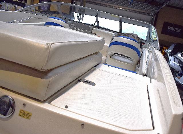 Bayliner Capri 212 - Mercruiser 4,3 MPI/Udstyr