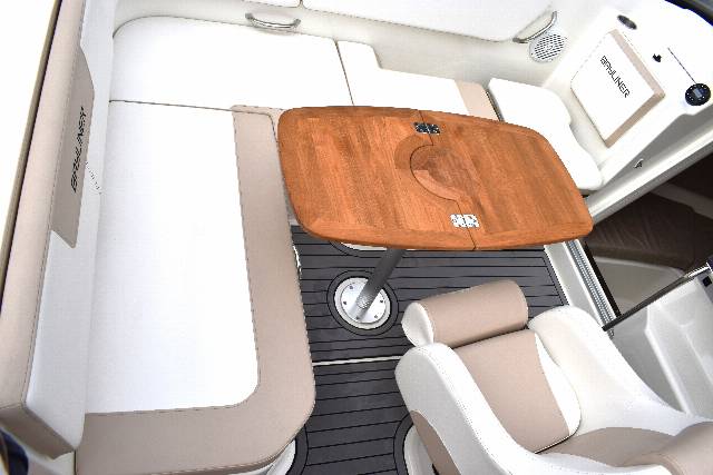 Bayliner VR5 Cuddy - Mercury F150 HK/Udstyr