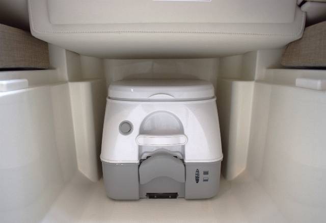 Bayliner VR5 Cuddy - Mercury F150 HK/Udstyr