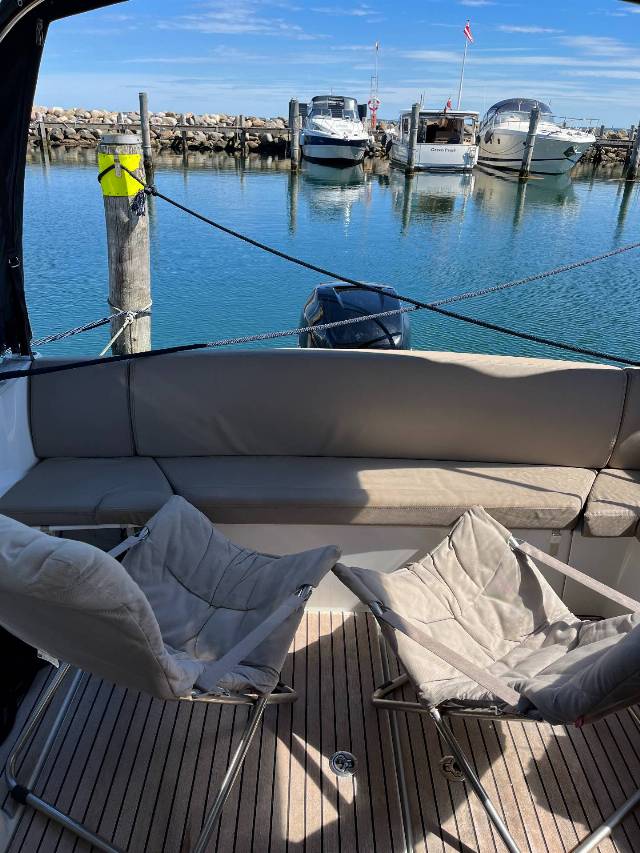 Beneteau Antares 8.80 m/ 250hk Mercury