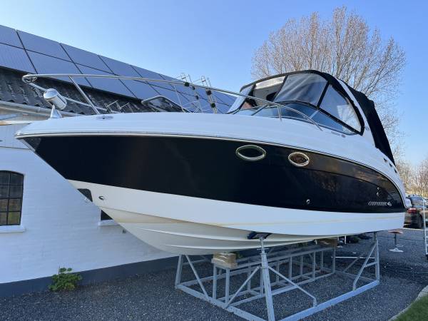 Chaparral 270 Signature