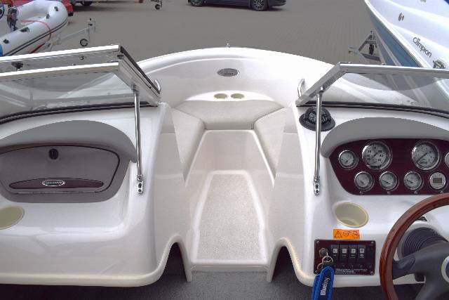 Chaparral SSI 180/Volvo Penta 4,3