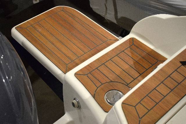 Coaster 600 BR m/100 HK Yamaha og udstyr