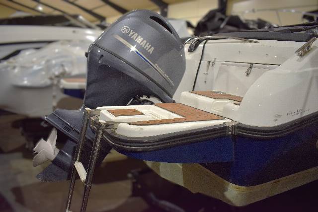 Coaster 600 BR m/100 HK Yamaha og udstyr