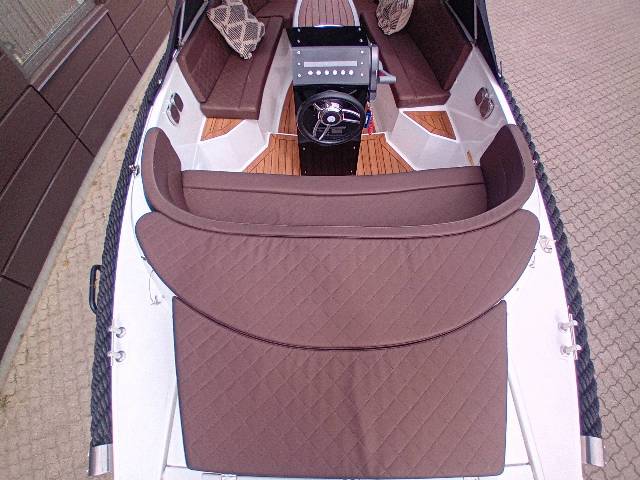 Corsiva 500 Tender m. 25hk Yamaha 4-takt