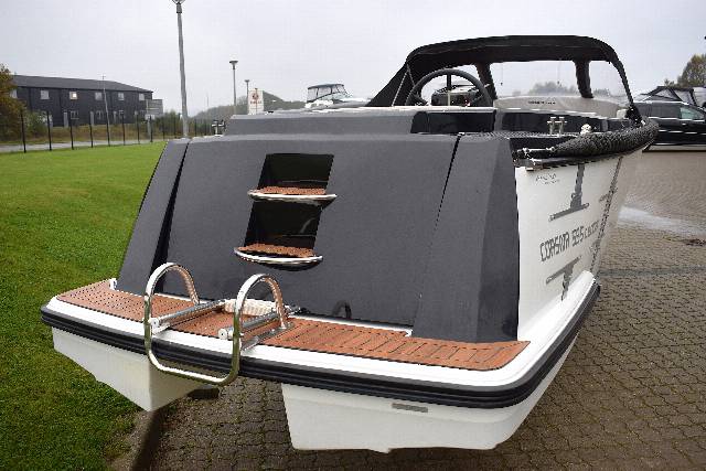 Corsiva 595 Tender 2017 - 25 HK Yamaha/Udstyr