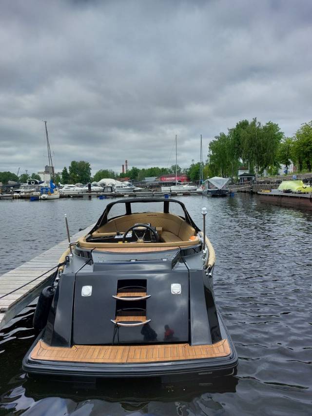 Corsiva 595 Tender - 40 HK Yamaha/Udstyr