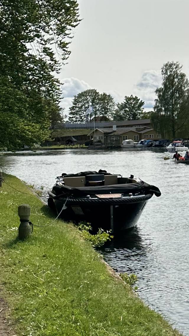 Corsiva 625 Tender 40 HK/Loadet med udstyr!