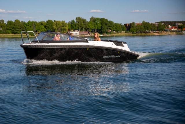 Corsiva 625 Tender m/ 40HK Yamaha/Udstyr - DEMO båd