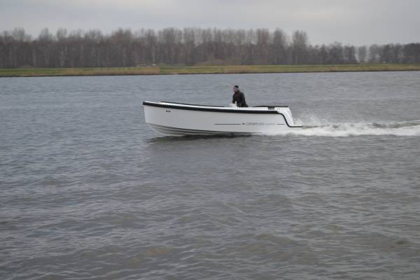 Corsiva 650 Tender - Elmotor Harmo 1.0