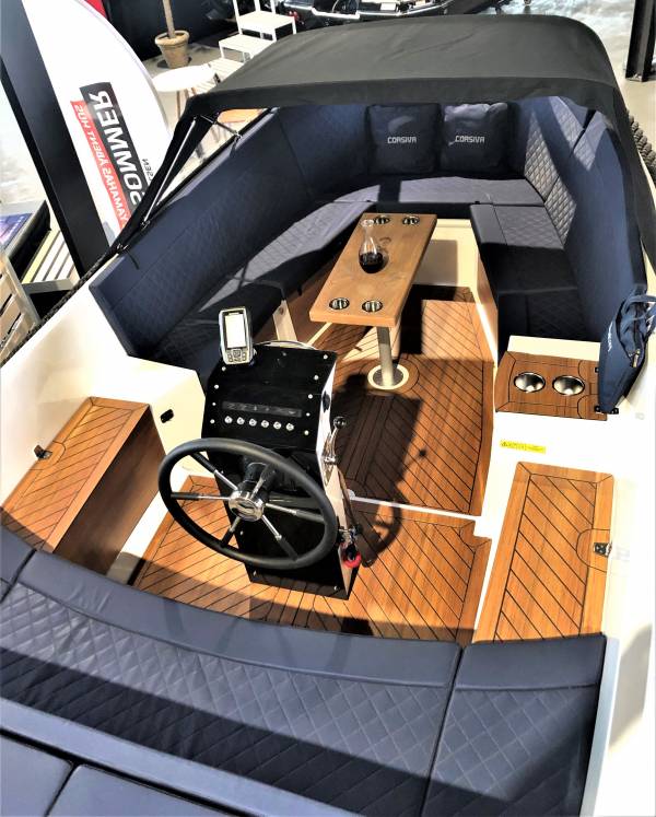 Corsiva 650 Tender - Elmotor Harmo 1.0