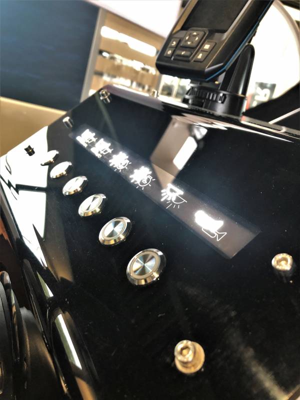 Corsiva 650 Tender - Elmotor Harmo 1.0