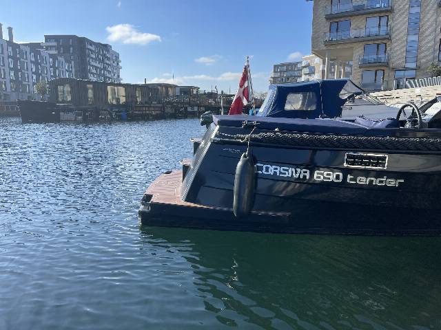 Corsiva 690 Tender - 40 HK Yamaha/Udstyr