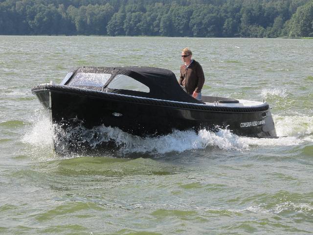 Corsiva 690 Tender - 40 HK Yamaha/Udstyr