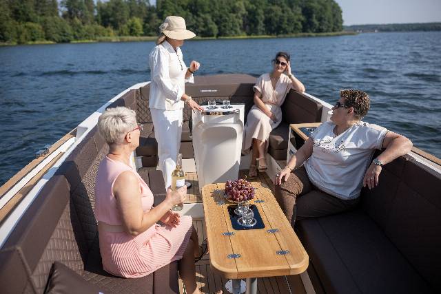 Corsiva 800 Tender - 40 HK Yamaha/Udstyr