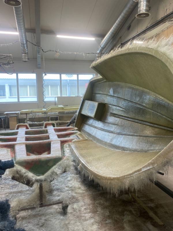 Fabriksbesøg hos Corsiva boats i 2021