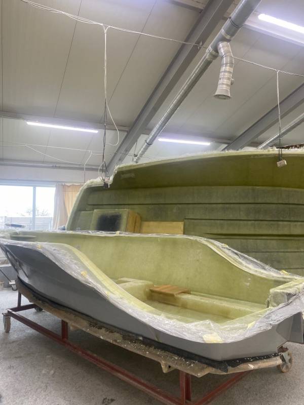 Fabriksbesøg hos Corsiva boats i 2021