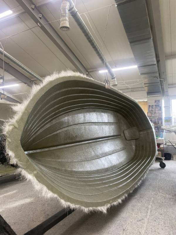 Fabriksbesøg hos Corsiva boats i 2021