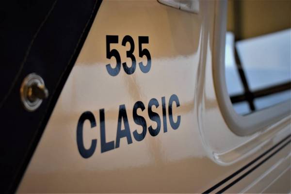 Crescent 535 m/Honda 50 hk