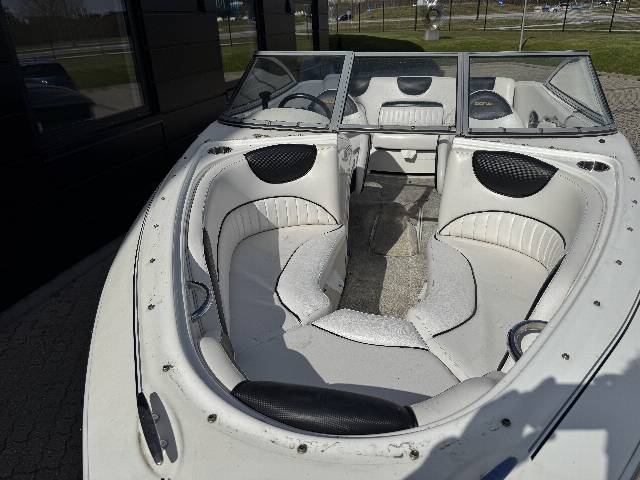 Doral 190 Sunquest - Mercruiser 4.3L
