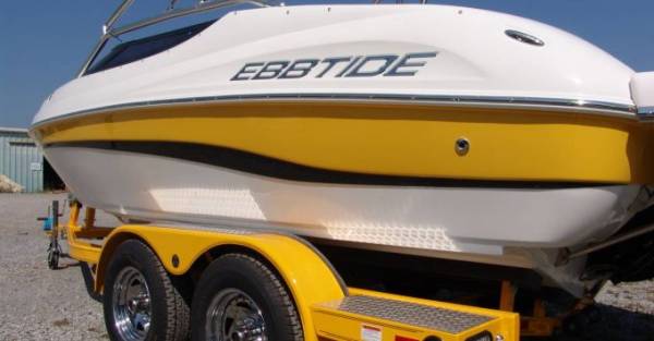 Fabriksbesøg ved Ebbtide Boats