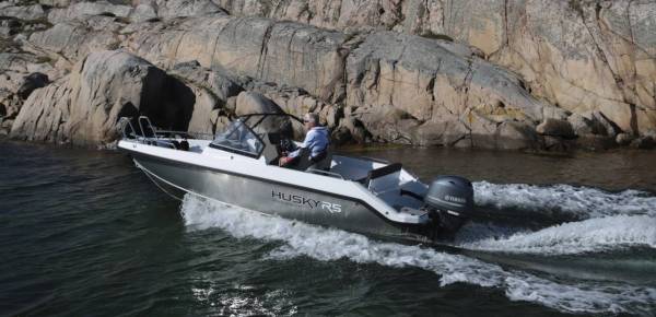 Finnmaster Husky R5 - Yamaha 100 HK/Udstyr