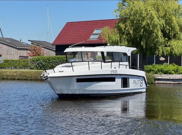 Finnmaster Pilot 8 - 2 X F200 Yamaha/Udstyr