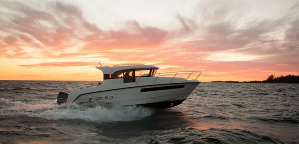 Finnmaster Pilot 8 - Yamaha 2x150 HK/Udstyr