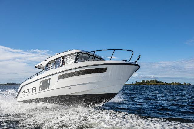 Finnmaster Pilot 8 - Yamaha 2x150 HK/Udstyr