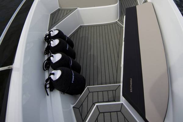 Finnmaster S5/Udstyr