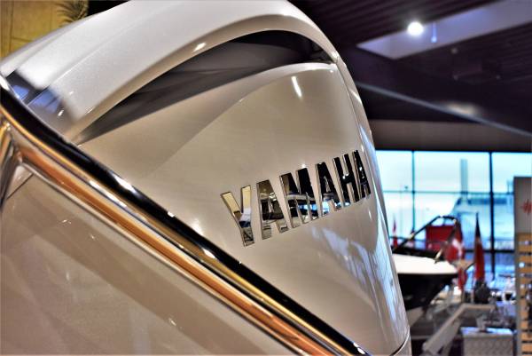 Finnmaster T9 - 2 X F300 Yamaha/Udstyr