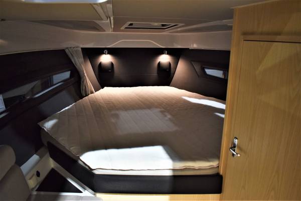 Finnmaster T9 - 2 X F300 Yamaha/Udstyr