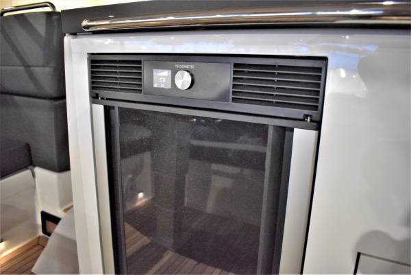 Finnmaster T9 - 2 X F300 Yamaha/Udstyr
