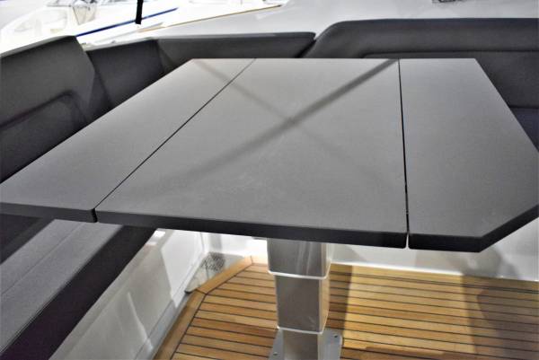 Finnmaster T9 - 2 X F300 Yamaha/Udstyr