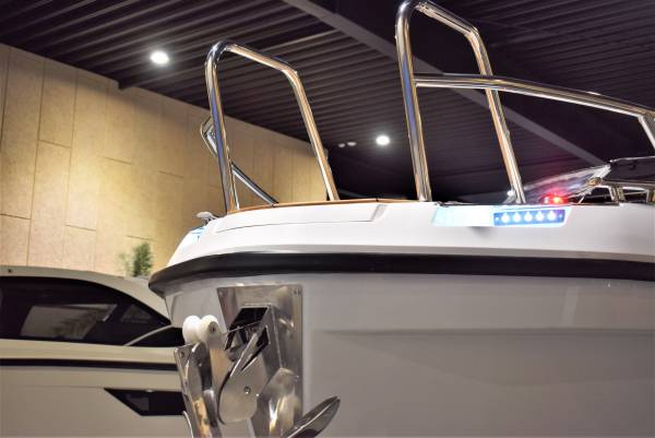 Finnmaster T9 - 2 X F300 Yamaha/Udstyr