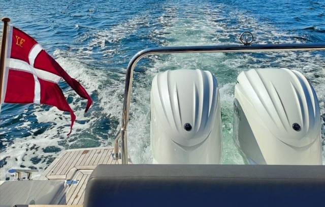Finnmaster T9 - 2 X F300 Yamaha/Udstyr