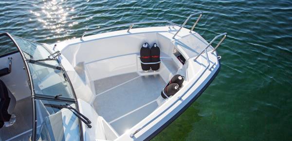 Finnmaster Husky R6 - Yamaha 150 HK/Udstyr