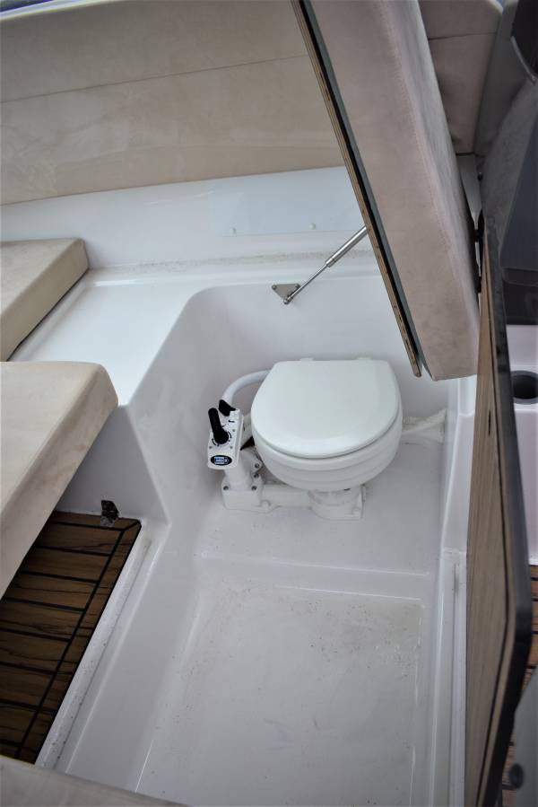 Flipper 700ST m/Yamaha F225 V6 og udstyr