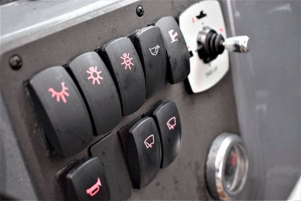 Flipper 700ST m/Yamaha F225 V6 og udstyr