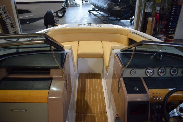 Four Winns 222 SL - Volvo Penta 5.7L 320 HK/Udstyr