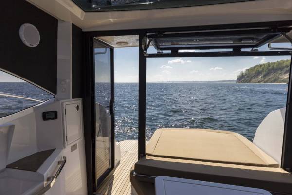 Galeon 365 HTS