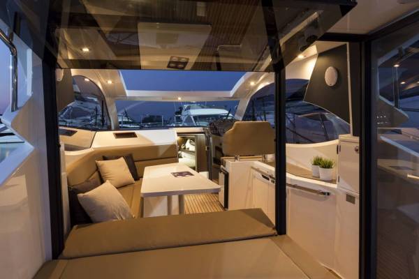 Galeon 365 HTS