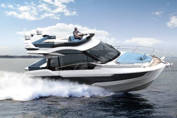 Galeon 400 Fly