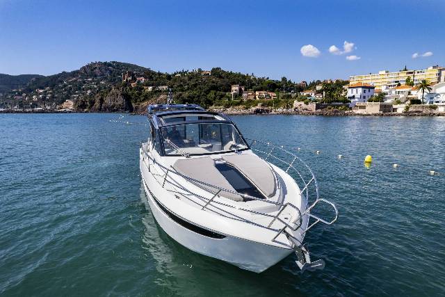 Galeon 425 HTS