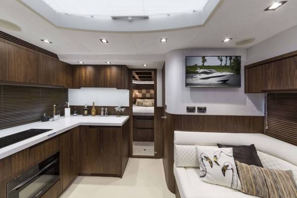 Galeon 485 HTS