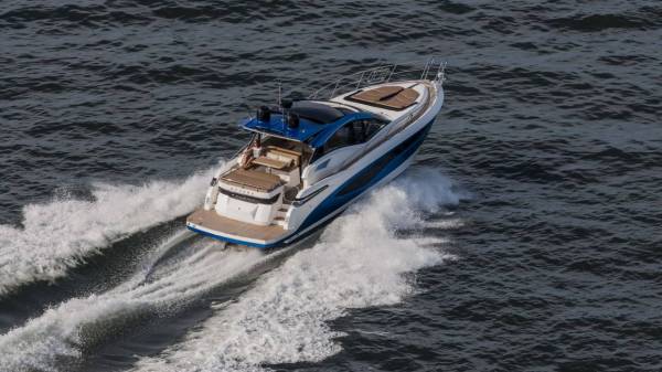 Galeon 485 HTS