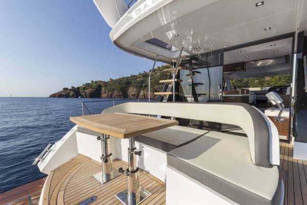 Galeon 500 FLY