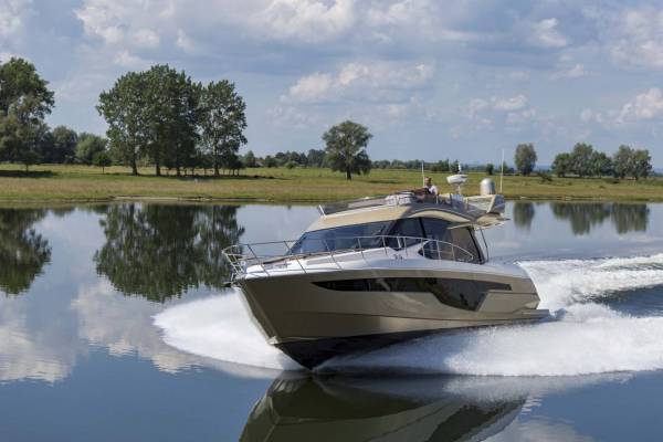 Galeon 500 FLY